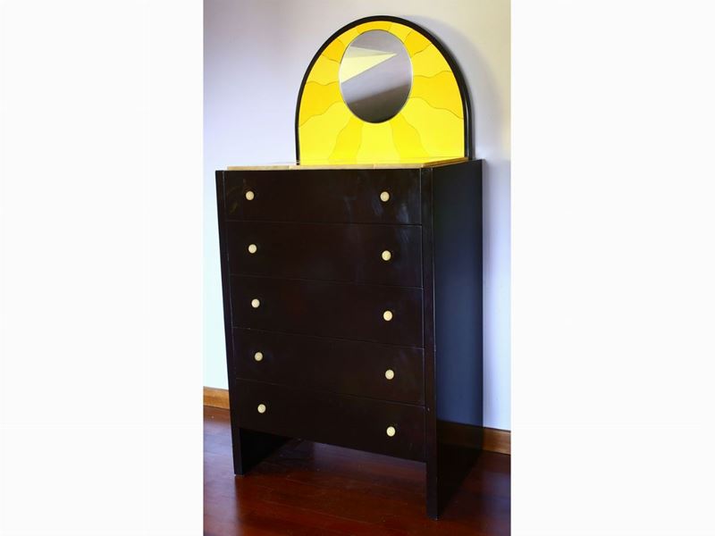 Ugo Nespolo - Cassettone "mataari" in Legno Laccato Nero