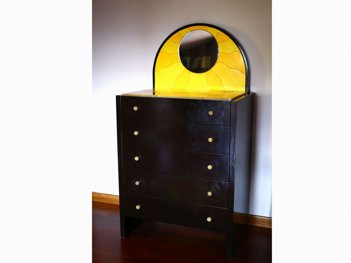 Ugo Nespolo - Cassettone "mataari" in Legno Laccato Nero