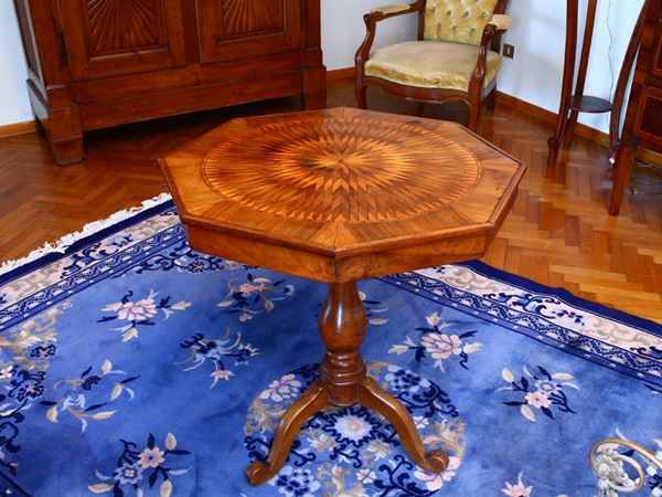 Inlaid Wood Table  (Half of 19th Century)  - Auction House sale: Art and Design  in "Horto Antico" villa - II - II - Maison Bibelot - Casa d'Aste Firenze - Milano