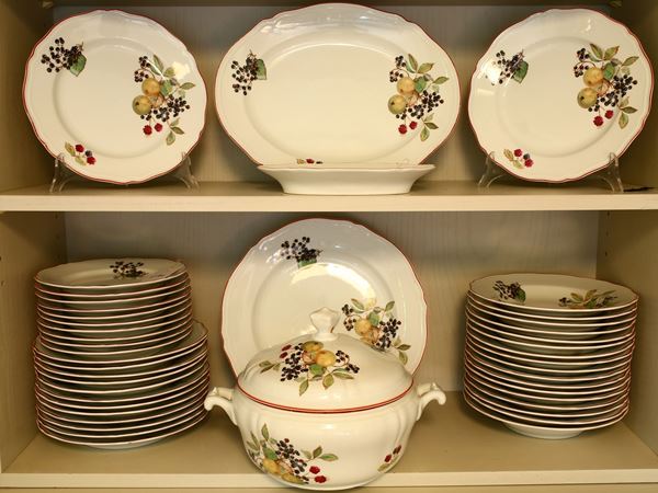 A Porcelain Dish Set, Richard Ginori Manufacture