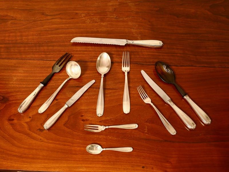 Servito di Posate in Argento