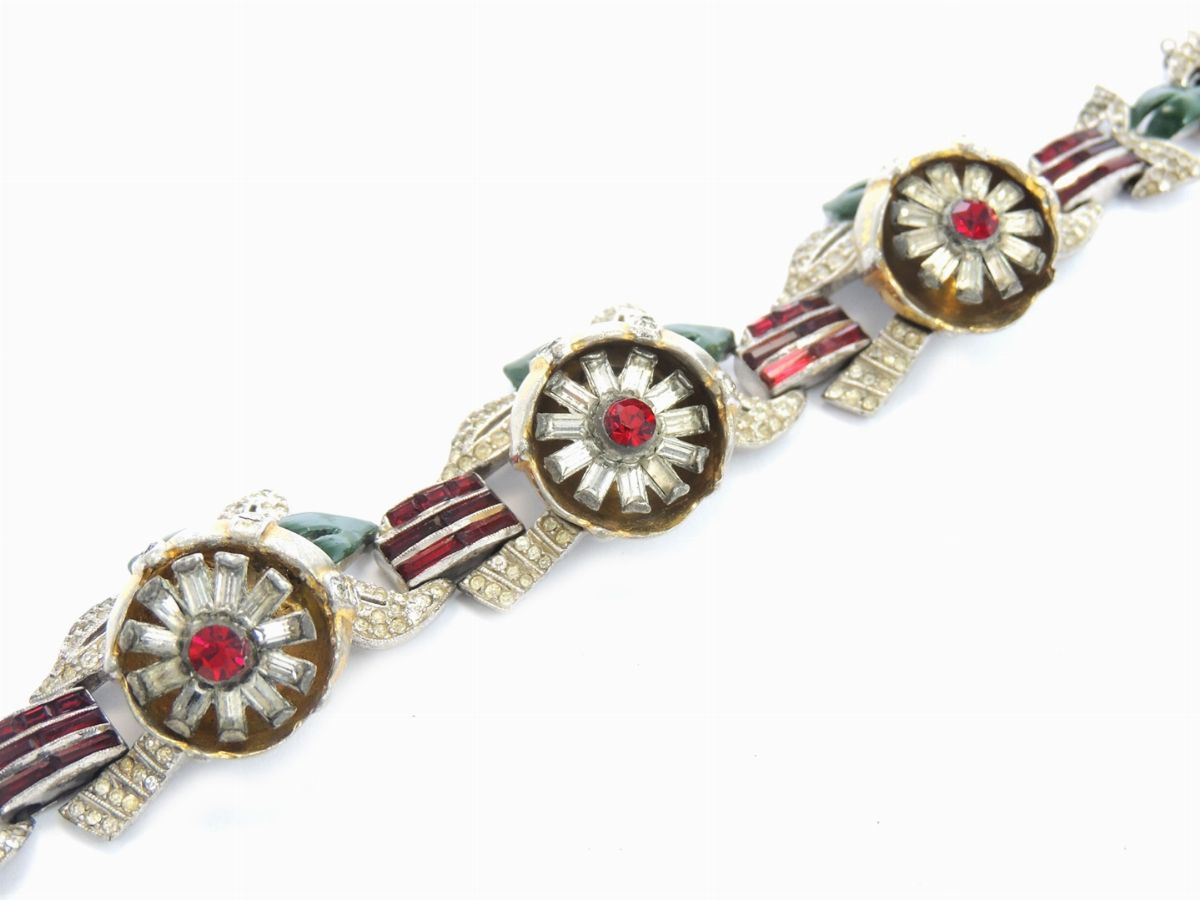 Bracciale "quivering Camelia" in Metallo Dorato, Smalto e Strass, Coro