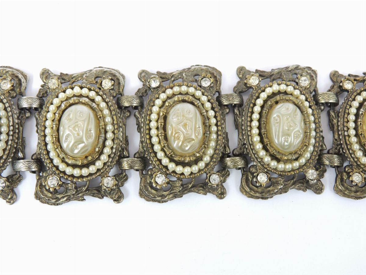 Bracciale in Metallo Brunito e Perle Simulate