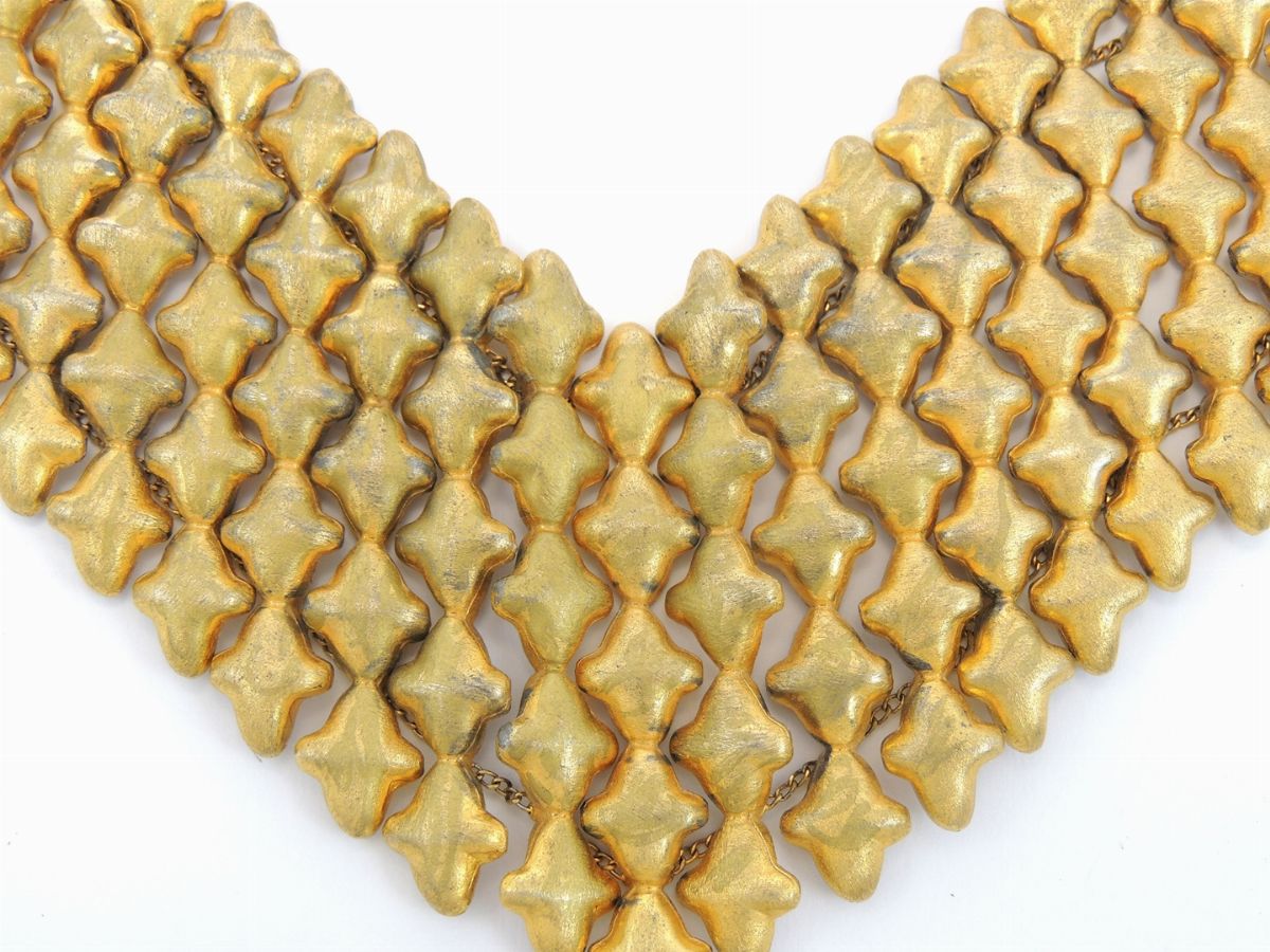 Parure in Metallo Dorato e Satinato, Mosell