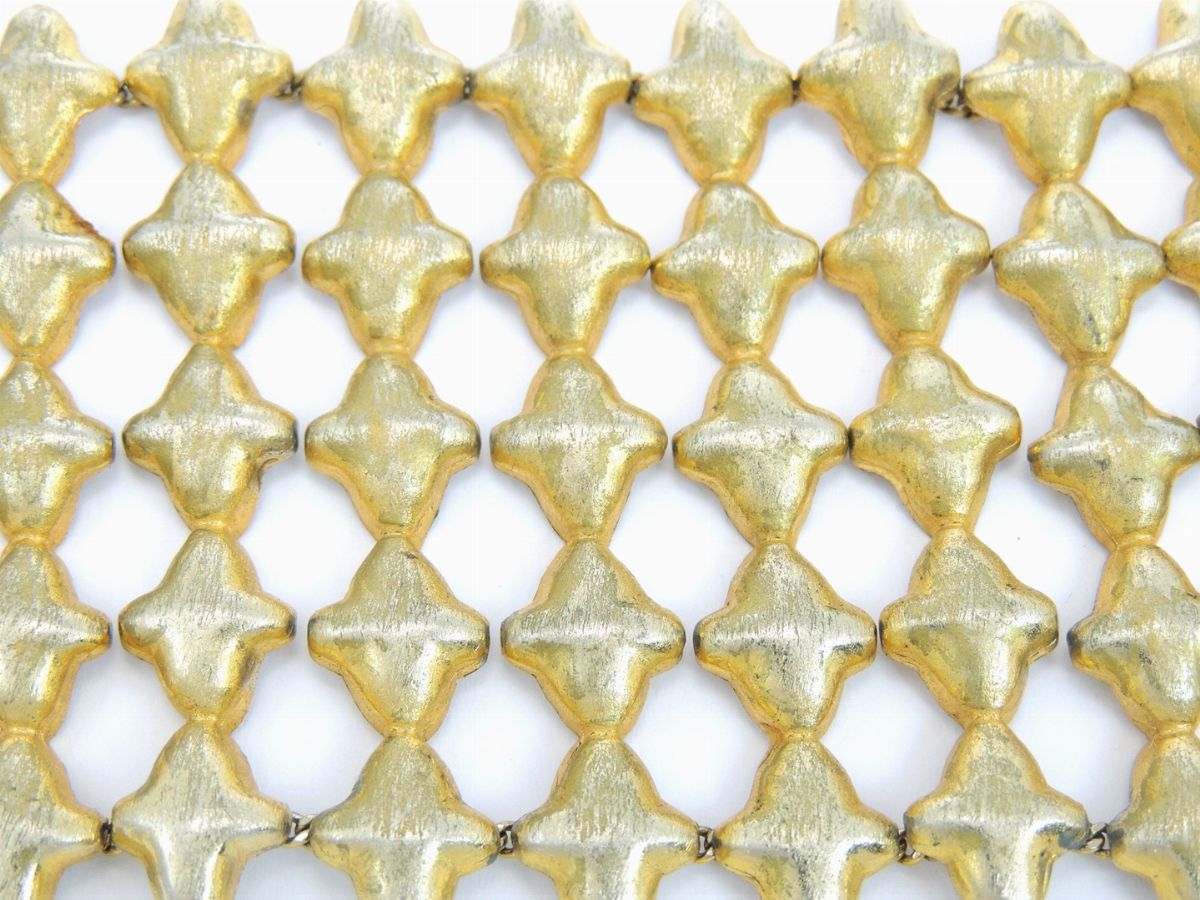 Parure in Metallo Dorato e Satinato, Mosell