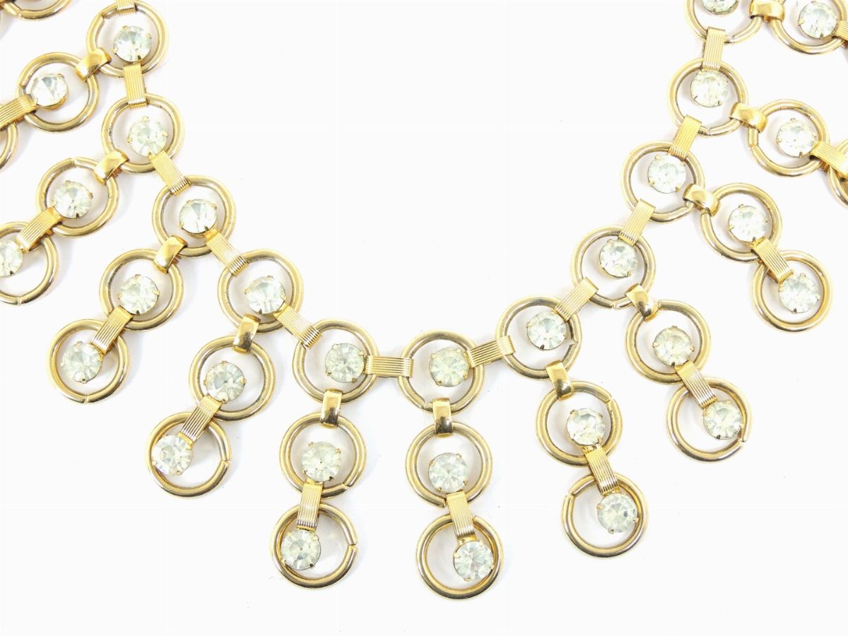 Collana in Metallo Dorato e Strass