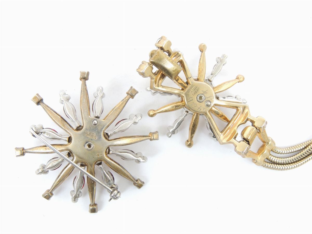 Parure in Metallo Dorato, Strass e Perle Simulate, Mazer