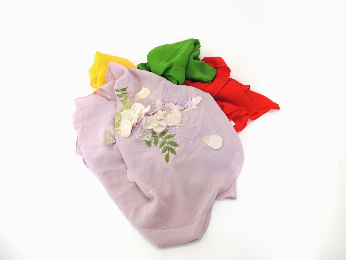 Lotto di Foulard e Sciarpe in Seta