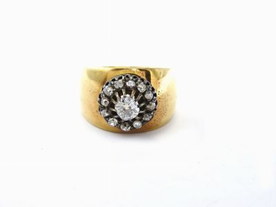 Anello a Fascia in Oro Giallo e Argento con Diamanti