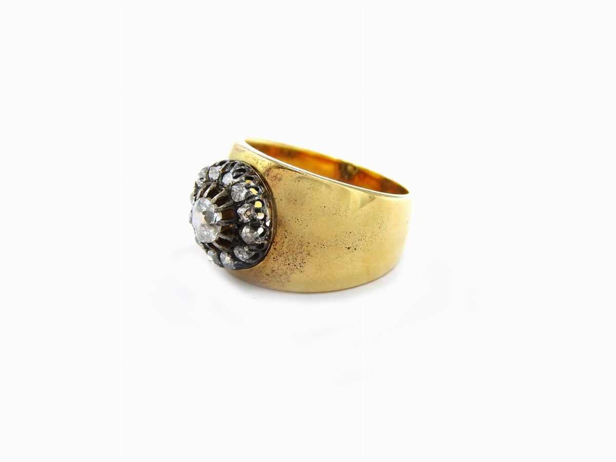 Anello a Fascia in Oro Giallo e Argento con Diamanti