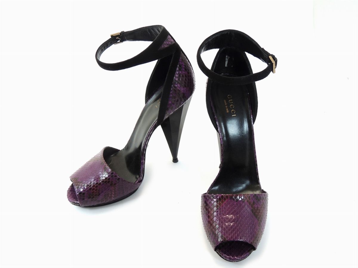 Paio di Sandali in Pitone, Gucci