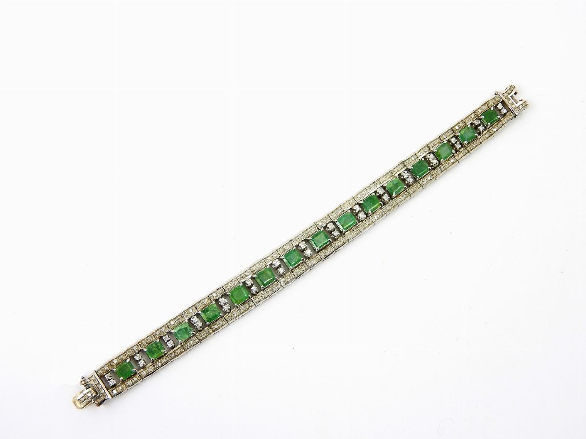 Parure in Oro Bianco, Diamanti e Smeraldi
