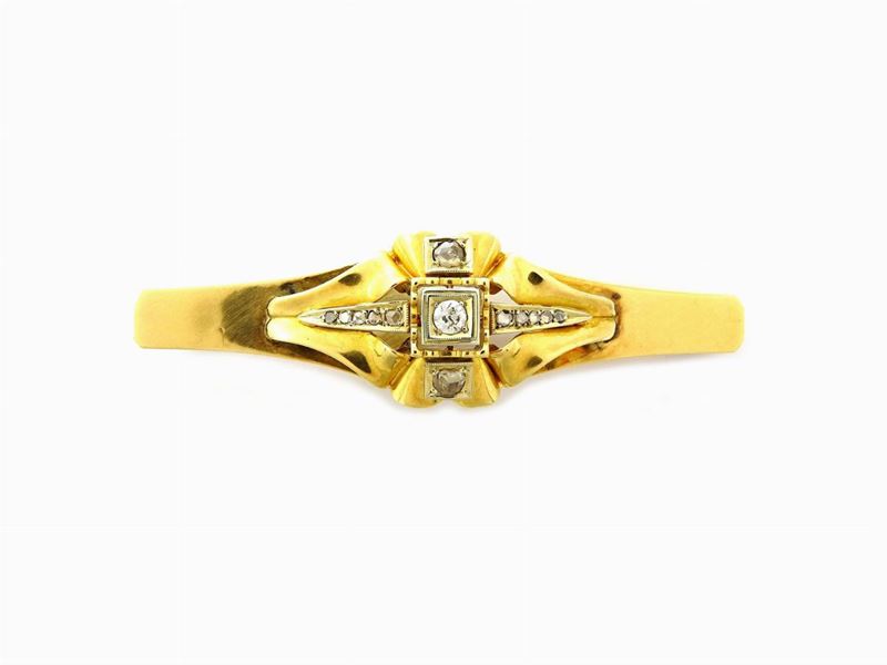 Spilla in Oro Giallo con Diamanti