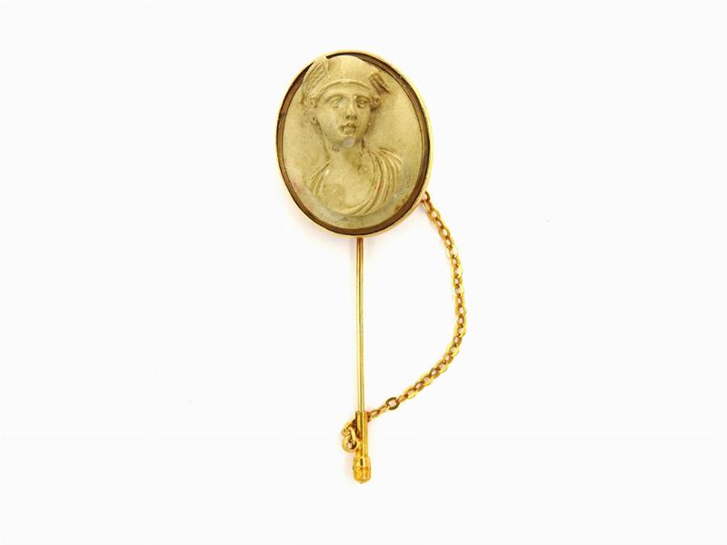 Spillone in Oro Giallo e Pietra Lavica