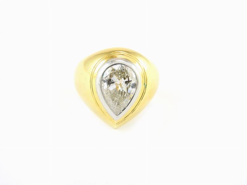 Anello in Oro Giallo e Bianco con Diamante