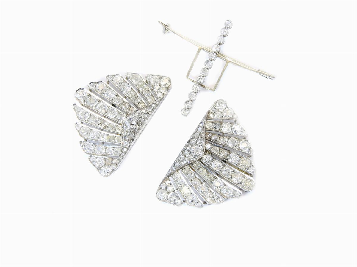 Spilla a Doppia Clip in Oro Bianco e Diamanti