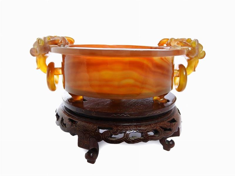 Grande Tazza Rotonda Lavorata in Corniola Policroma