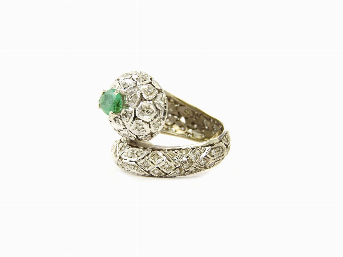Anello Animalier e Orecchini in Oro Bianco e Smeraldi