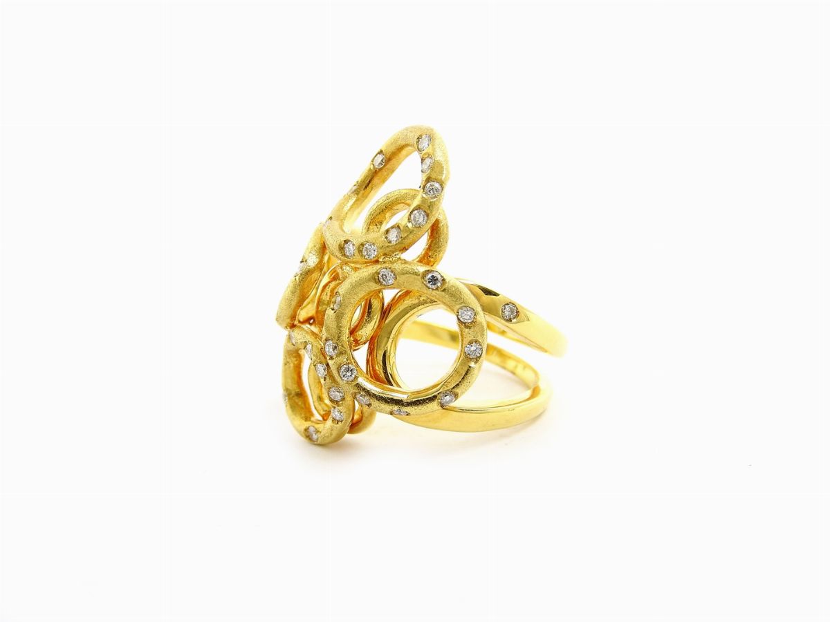 Anello Calgaro in Oro Giallo e Diamanti