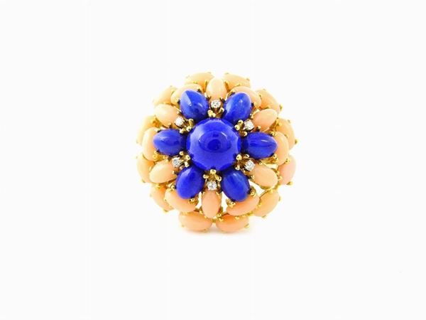 Yellow gold ring with diamonds, pink coral and lapis lazuli