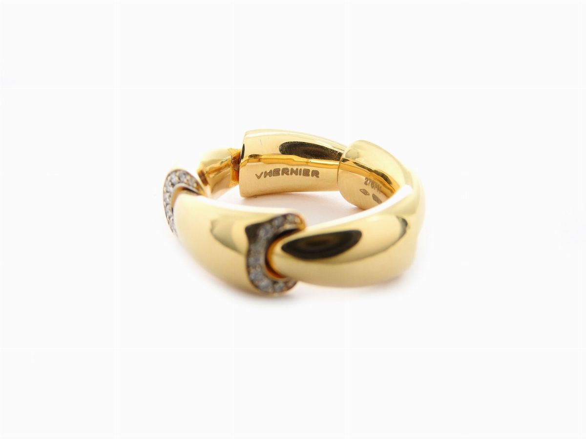 Anello Vhernier in Oro Giallo e Diamanti