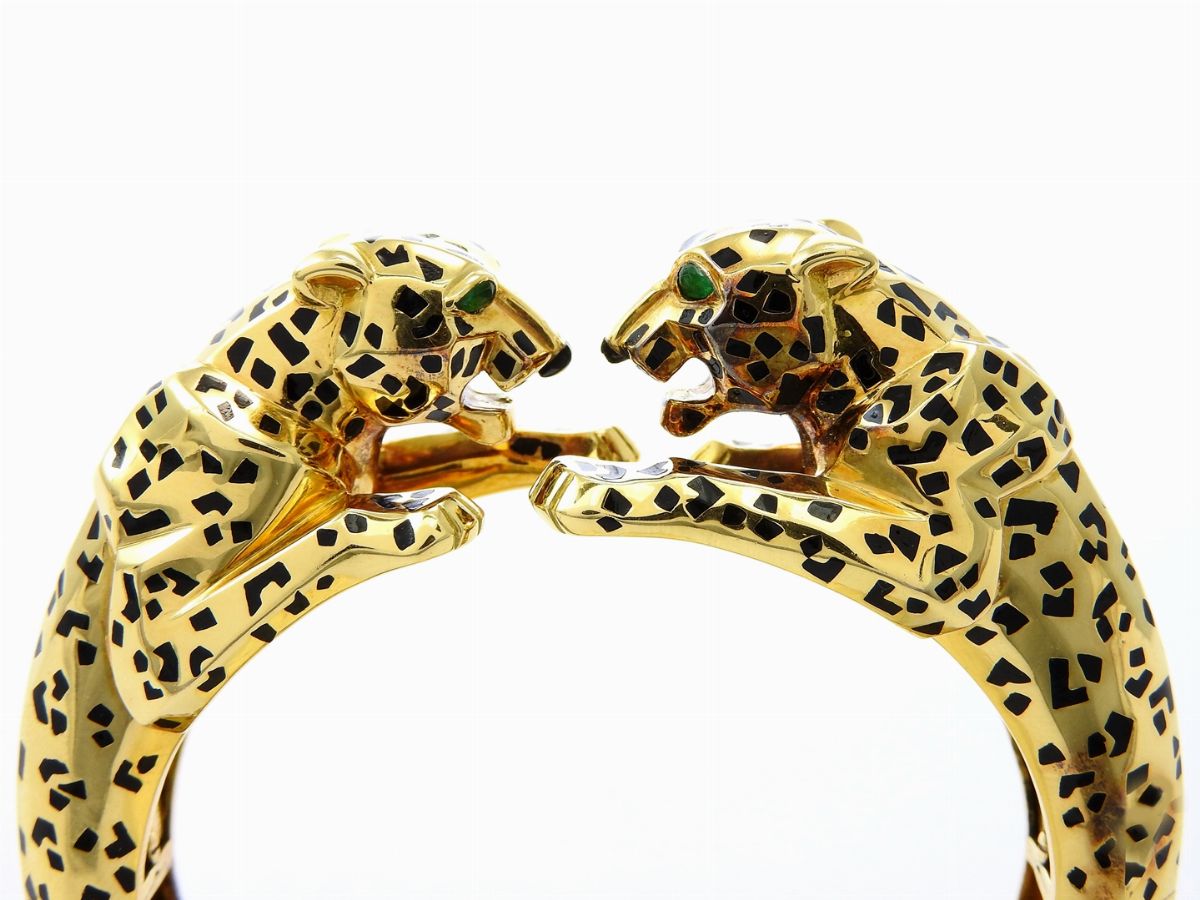 Bracciale Animalier Rigido Cartier, Double Panthére in Oro Giallo, Smeraldi e Smalti