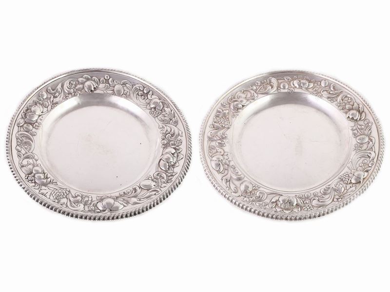 Coppia di Vassoi in Argento