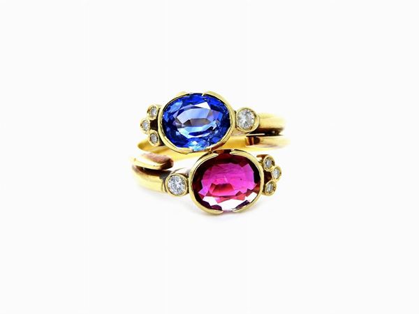 Yellow gold ring with diamonds, ruby and sapphire