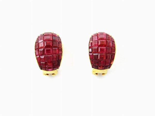 Yellow gold earrings with diamonds and rubies  - Auction Jewels and Watches - I - Maison Bibelot - Casa d'Aste Firenze - Milano