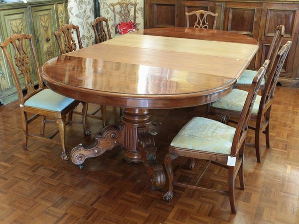 A mahogany table  (end of 19th century)  - Auction House Sale: Furniture and Paintings from Villa Roseto  - Florence - II - II - Maison Bibelot - Casa d'Aste Firenze - Milano
