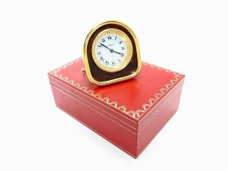 Sveglia da Tavolo Cartier in Metallo Dorato e Smalti