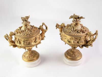 Coppia di Coppe in Bronzo Dorato