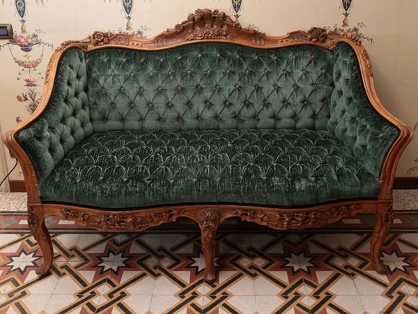 A beech sofa  (end of 19th century)  - Auction Furniture, silverware,  old master paintings and curiosity - Maison Bibelot - Casa d'Aste Firenze - Milano