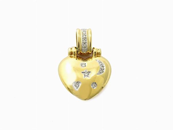 14KT yellow gold pendant with diamonds