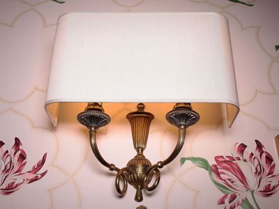 Coppia di Appliques in Metallo Dorato