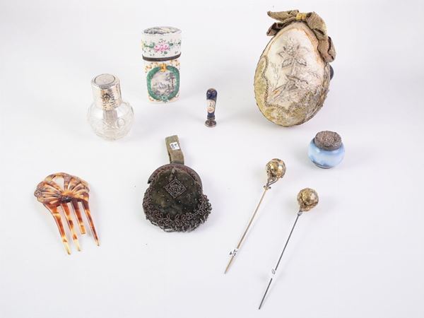 Curio lot