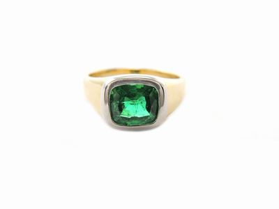 Anello a Fascia in Oro Giallo e Bianco con Smeraldo