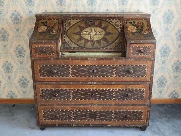 Cassettone a ribalta in legno tenero laccato