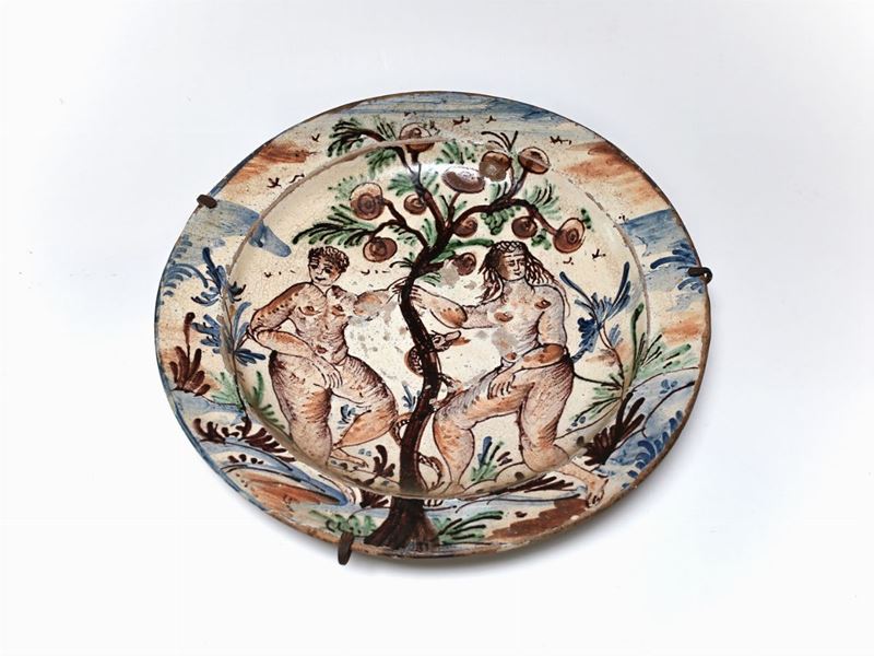 Piatto da Parata in Maiolica