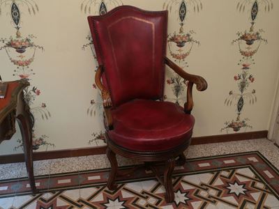 Poltrona Girevole da Scrivania in Noce