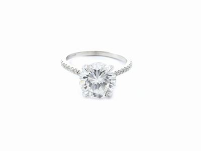 Anello Solitario in Oro Bianco e Diamanti