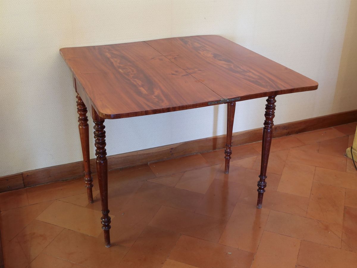 Tavolino da Gioco in Ciliegio