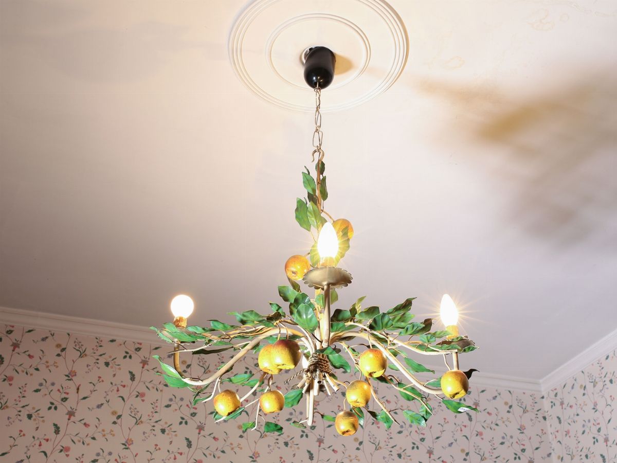 Lampadario in Metallo Laccato