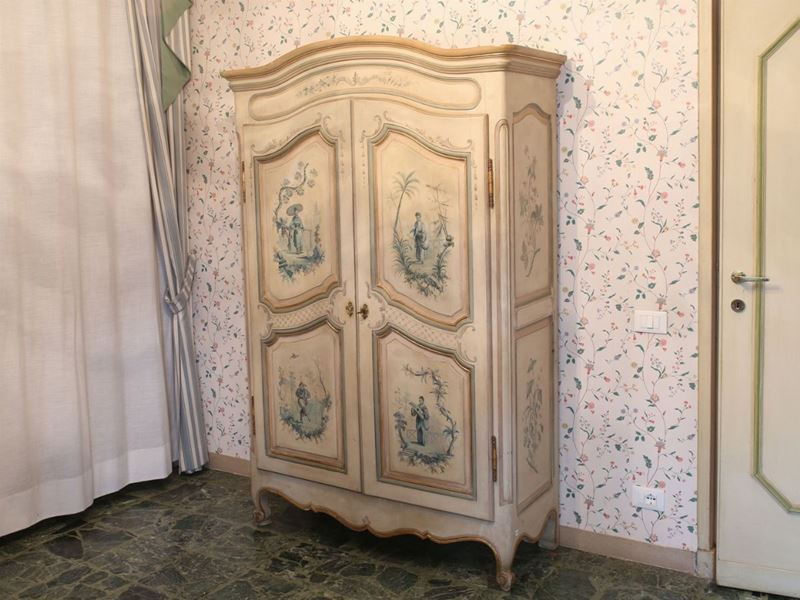 Armadio in Legno Laccato