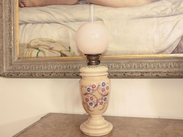 Lume a olio in vetro opaline rosa