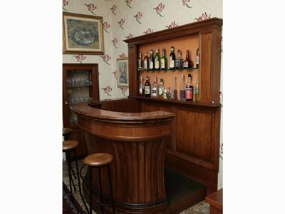 Grande Mobile-area Bar in Noce