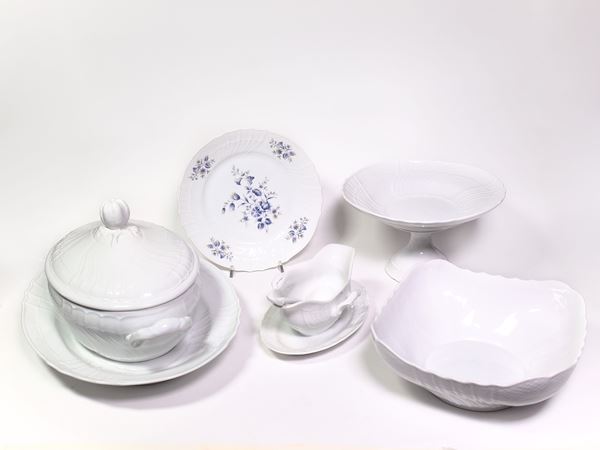 A porcelain dishes lot, Richard Ginori manufacture