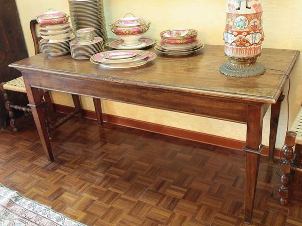 A walnut wall table  (end of the 18th century)  - Auction House Sale: Furniture and Paintings from Villa Roseto - Florence - III - III - Maison Bibelot - Casa d'Aste Firenze - Milano