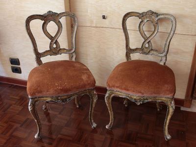 Coppia di Sedie in Legno Laccato Ocra