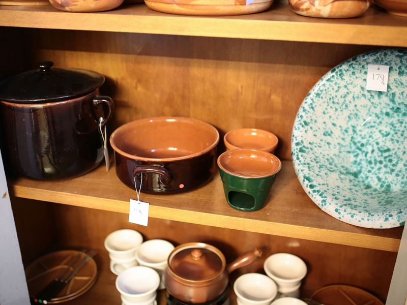 Lotto di Accessori da Cucina in Terracotta Smaltata
